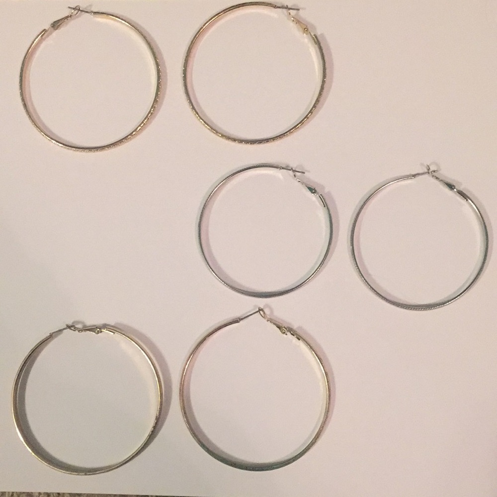 Set of hoops